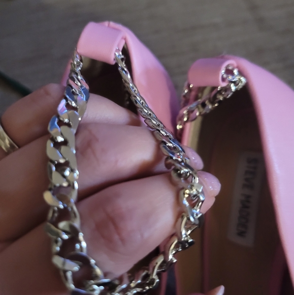 Steve Madden Pink Shoes - Picture 6 of 9